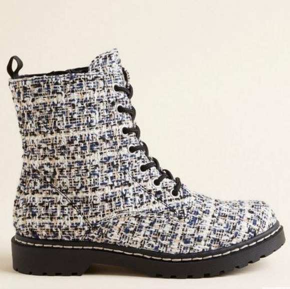 Torrid boots 7.5WW - Picture 2 of 4